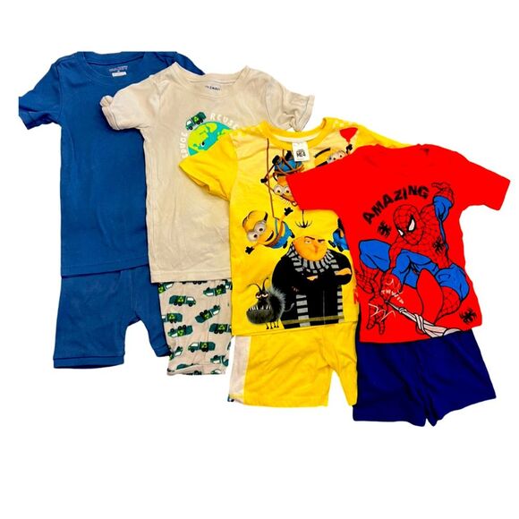 (4) EUC Boys Pajama Bundle Size 6 / 6T - Picture 1 of 9